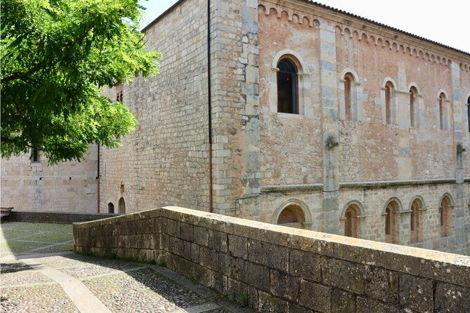 guided-walking-tour-in-girona-2