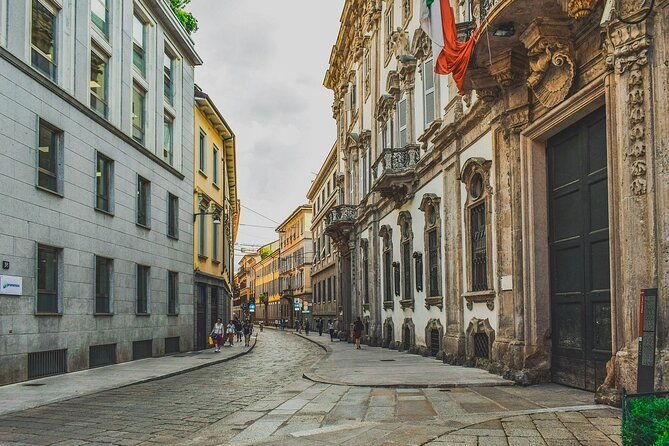 guided-walking-tour-in-milan