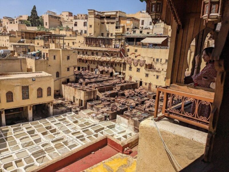 Guided walking tour in Old medina fez - The Role of a Good Guide