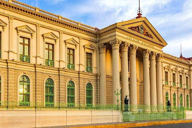 guided-walking-tour-in-san-salvador