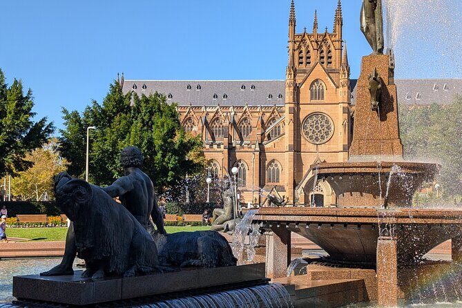 Guided Walking Tour in Sydney City with Lunch - Exploring the Itinerary in Detail