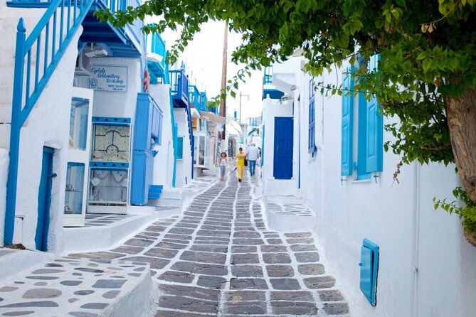 guided-walking-tour-mykonos-little-venice-windmills-beaches