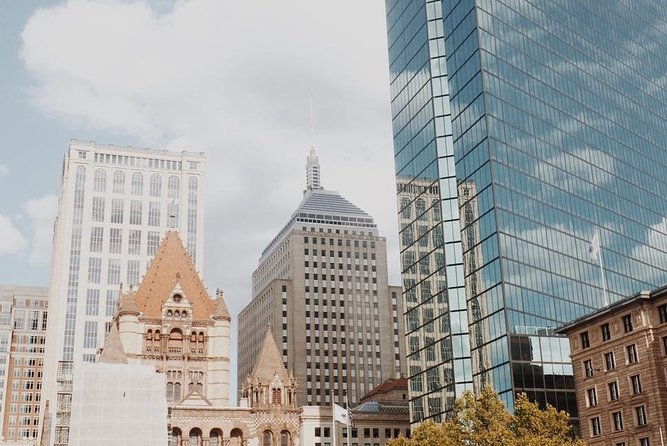 guided-walking-tour-of-copley-square-to-downtown-boston-freedom-trail