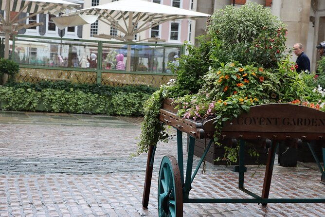 guided-walking-tour-of-covent-garden-in-london