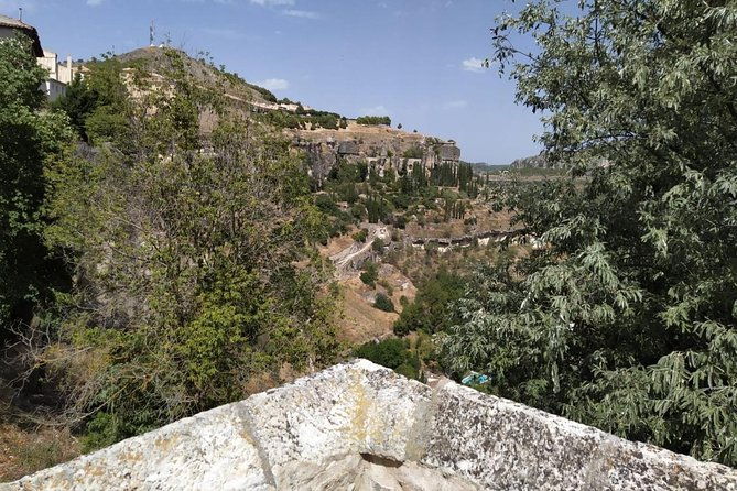 guided-walking-tour-of-cuenca
