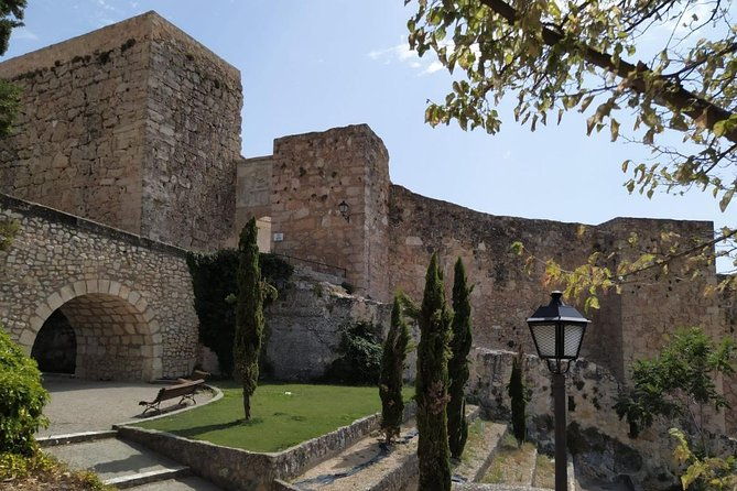 guided-walking-tour-of-cuenca