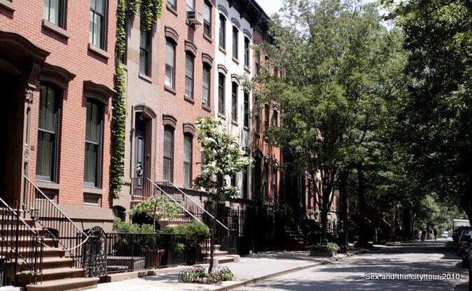 Guided Walking Tour of Greenwich Village Nightlife - Discover the Charm of Greenwich Village Nightlife Through a Guided Walking Tour