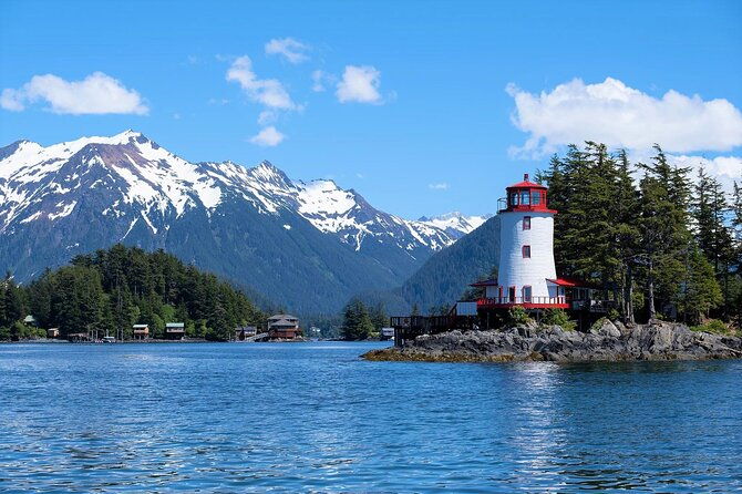 guided-walking-tour-of-sitka-historic-downtown