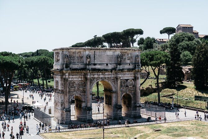 guided-walking-tour-of-the-colosseum-forum-palatine-hill