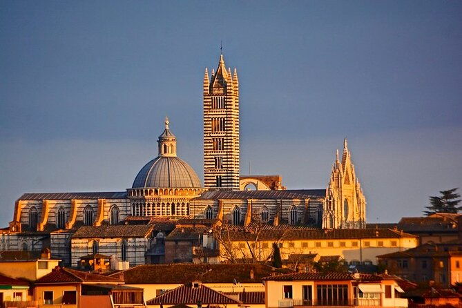 guided-walking-tour-of-the-streets-of-siena-with-aperitif
