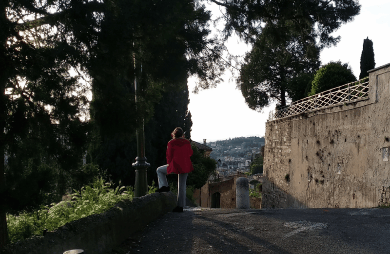 guided-walking-tour-on-verona-hillside-2