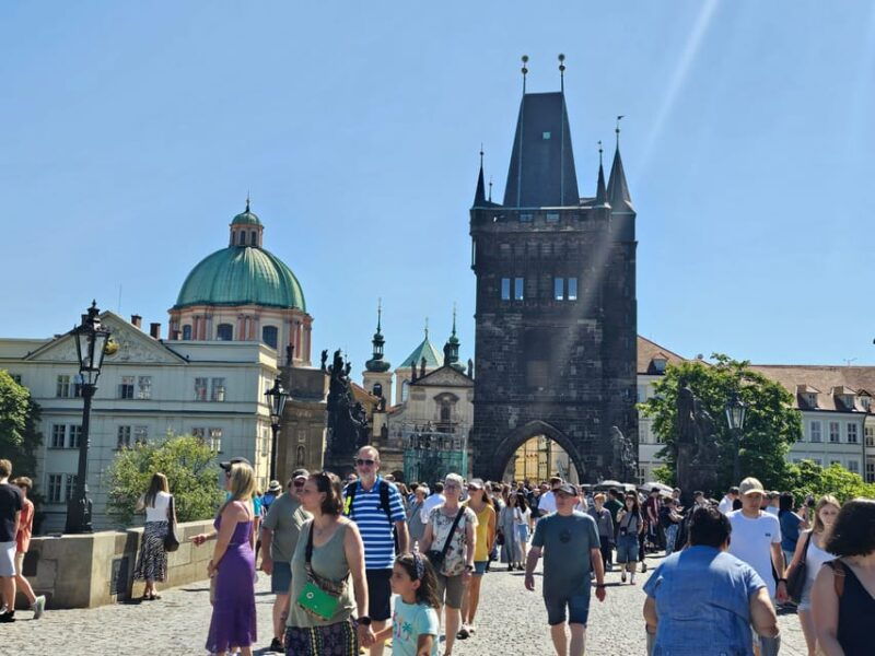 guided-walking-tour-prague-include-prazskiy-castle