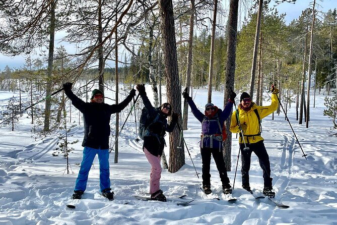 guided-wilderness-skiing-tour-in-pyhatunturi