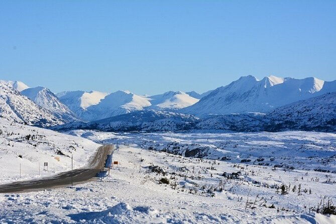 guided-winter-wonderland-tour-to-canada