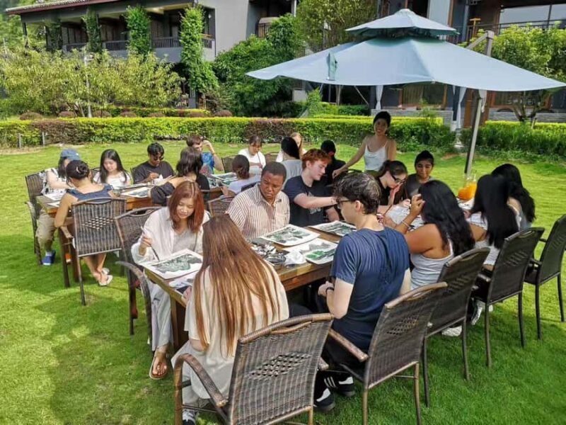 Guilin: Chinese Calligraphy and Chinese-Style Fan Painting - Exploring the Artistic Journey in Guilin