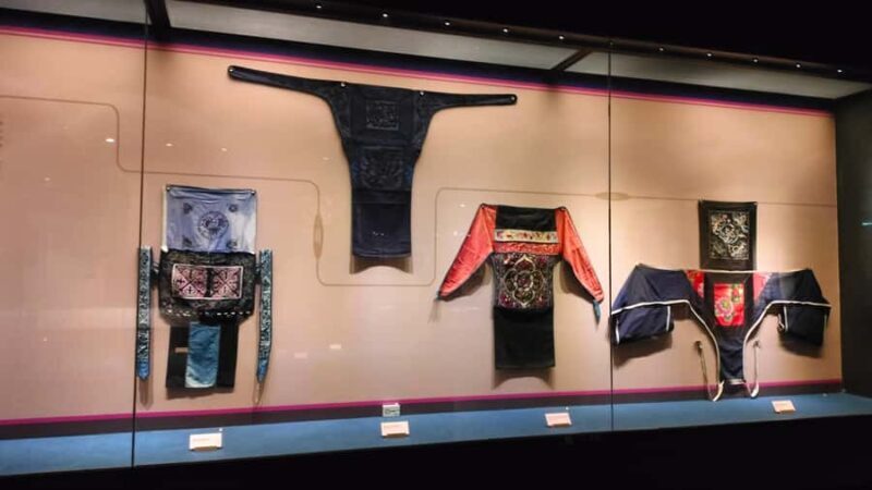 Guilin: Elephant Trunk Hill, Ludi Rock, & Museum Tour - Key Points