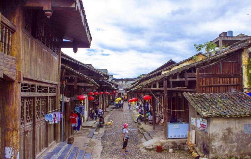 guilin-elephant-trunk-hill-reed-flute-cave-daxu-old-town