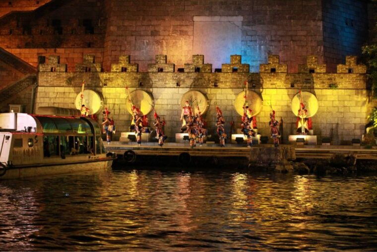 guilin-four-lakes-night-cruise-with-round-trip-transfer