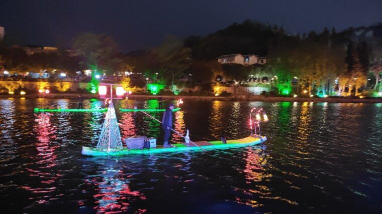 guilin-four-lakes-night-cruise-with-round-trip-transfer