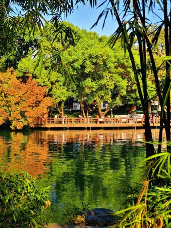 Guilin: Guided Walking Tour with Night Market Visit - Exploring Guilin: What to Expect from the Tour