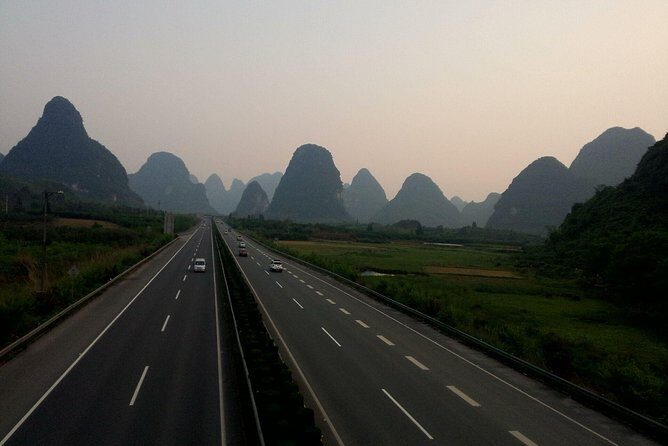 Guilin North(Bei)/West(Xi) Railway Station to Yangshuo hotel - Detailed Review of the Guilin to Yangshuo Transfer Service