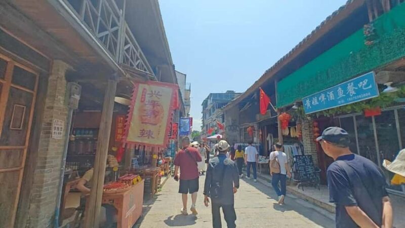 Guilin: Private Yangshuo Day Trip with Silver Cave & Cruise - Exploring Xingping Town & a Local Lunch