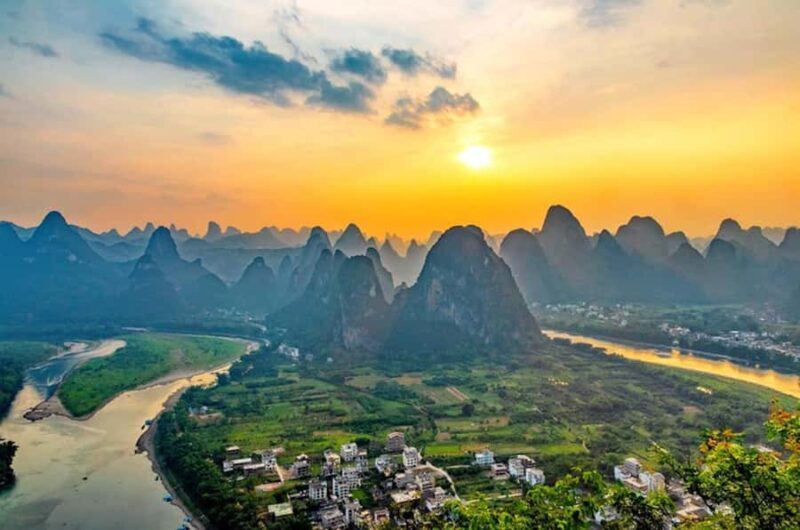 Guilin: Xingping&Yangshuo, Boat Ride, Cycling and Show Tour - West Street Exploration