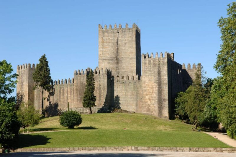 guimaraes-castle-of-guimaraes-entry-ticket