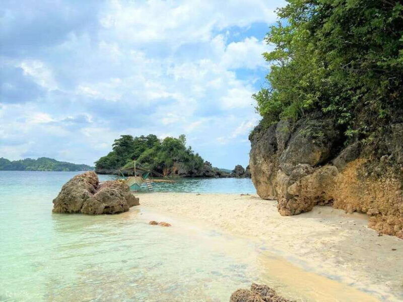 guimaras-island-hopping-tour-private-tour