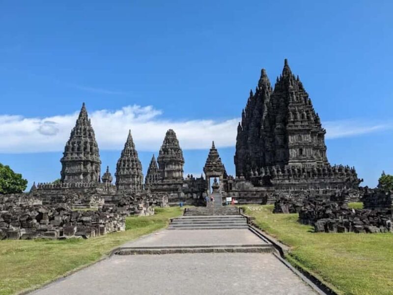 Gunung ireng Sunrise, pindul cave & Prambanan temple Tour - Who Is This Tour Best For?