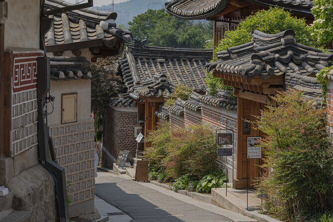 Gwanghwamun Tour l 120 minutes to Understand Local Korean Society - In-Depth Itinerary Breakdown