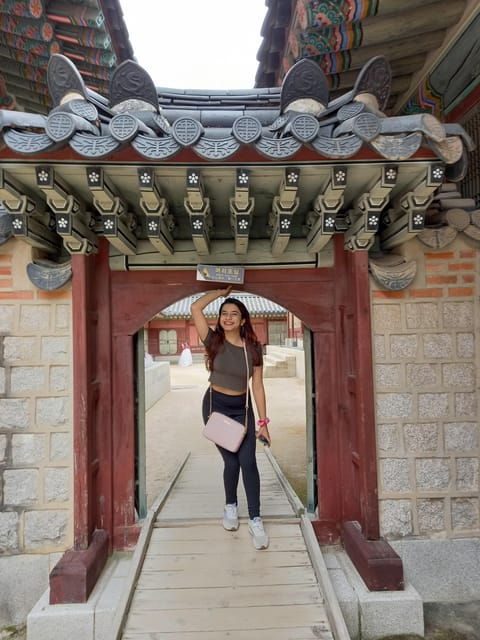 gyeongbokgung-bukchon-gwangjang-market-n-seoul-tower-hongdae
