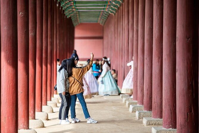 Gyeongbokgung Palace & Bukchon Village Walking Tour - The Sum Up: Who Will Love This Tour?