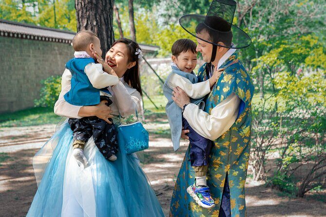 Gyeongbokgung Palace K-drama Hanbok Rental in Seoul - Additional Information and Logistics