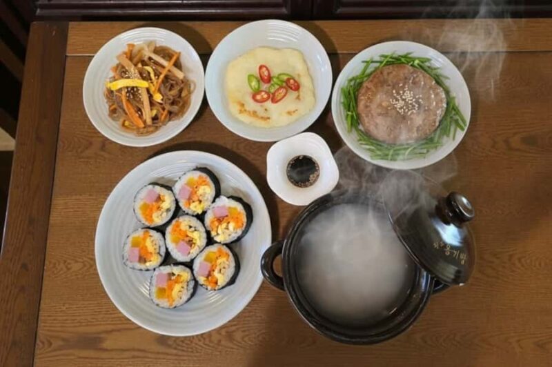 Gyeongju: Market Tour and Korean Cooking Class - Key Points