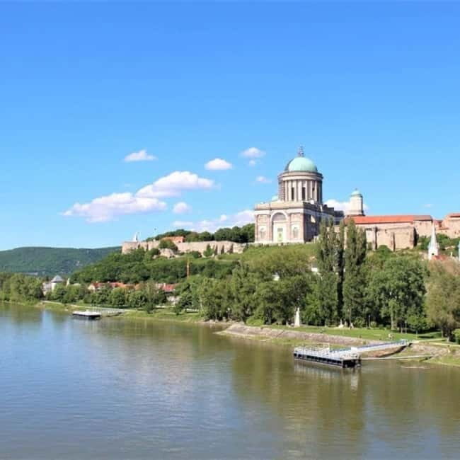 Gyr: Private Boat Tour to Visegrád with Danube Bend Views - Key Points