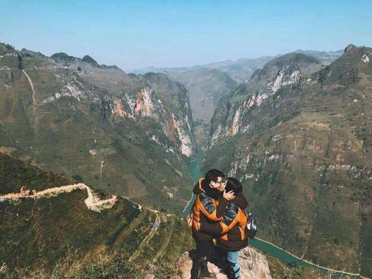 ha-giang-2-day-motorbike-tour-with-accommodation