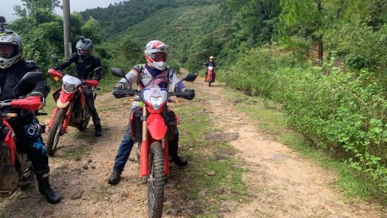 ha-giang-loop-3-days-2-nights-tour-by-motorbike