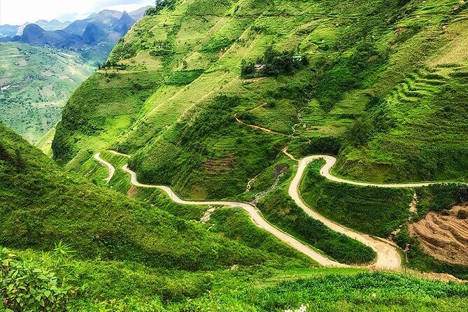 Ha Giang Loop 3 days and 2 nights Motorbike Tour with Easy rider - Overview of the Ha Giang Loop Motorbike Tour