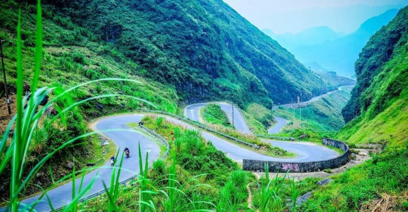 ha-giang-loop-motorbike-easy-rider-3-days-4-nights