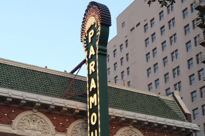 ha-ha-haunted-austin-walking-ghost-tour-2
