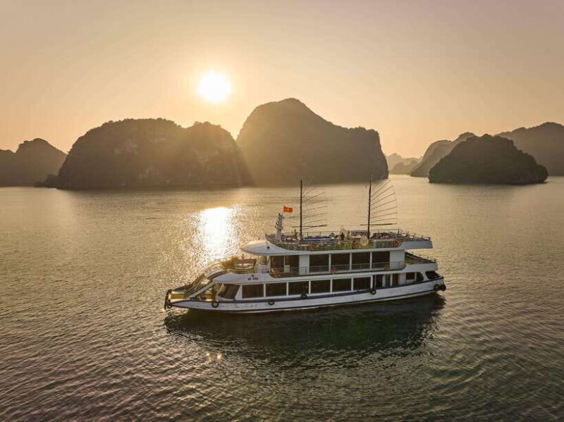 Ha Long & Bai Tu Long bay cruise wt Kayakking & buffet lunch - Starting Point and Pickup Options