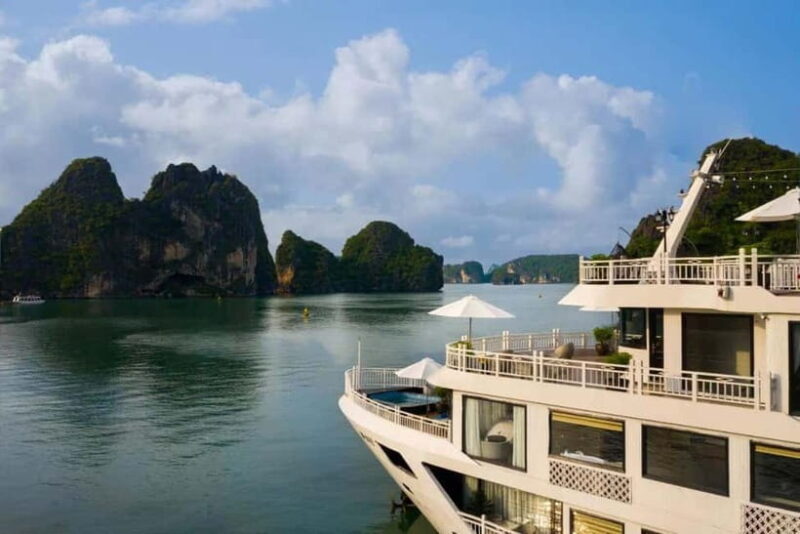 Ha Long Bay 2D1N: Hermes Luxury Cruise Experience from Hanoi - Setting the Scene: The Dreamy Ha Long Bay