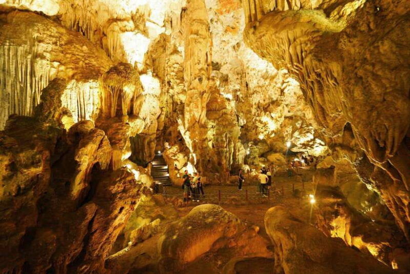 ha-long-bay-4-hour-cruise-with-caving-kayaking-lunch