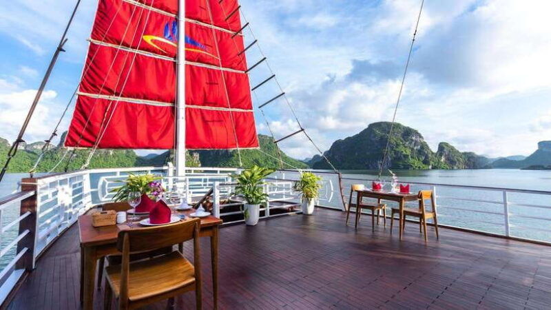 ha-long-bay-bai-tu-long-bay-luxury-boat-tour-transfer