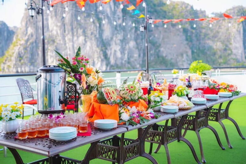 Ha Long Bay Day Tour: Buffet & Jacuzzi by Wonder of the Sea - Practical Tips