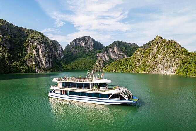 Ha Long Bay Luxury Cruise from Hanoi with Jacuzzi & Local Lunch - FAQ