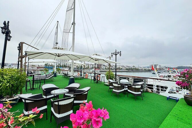 Ha Long Bay Luxury Day Cruise with Buffet Lunch, Caves & Kayaking - Who is This Tour Best For?