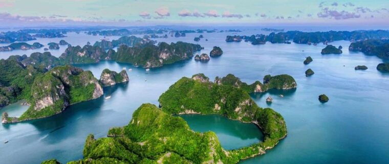 ha-long-bay-luxury-day-cruisebuffet-lunch-titopcavekayak