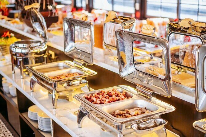 Ha Long Excursion 5 Stars Luxury Cruise with Buffet Lunch - Who is this tour best suited for?